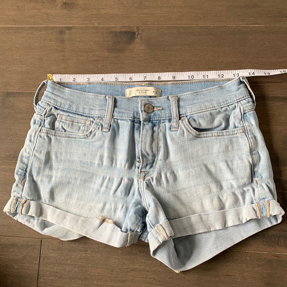 Abercrombie jean shorts light wash